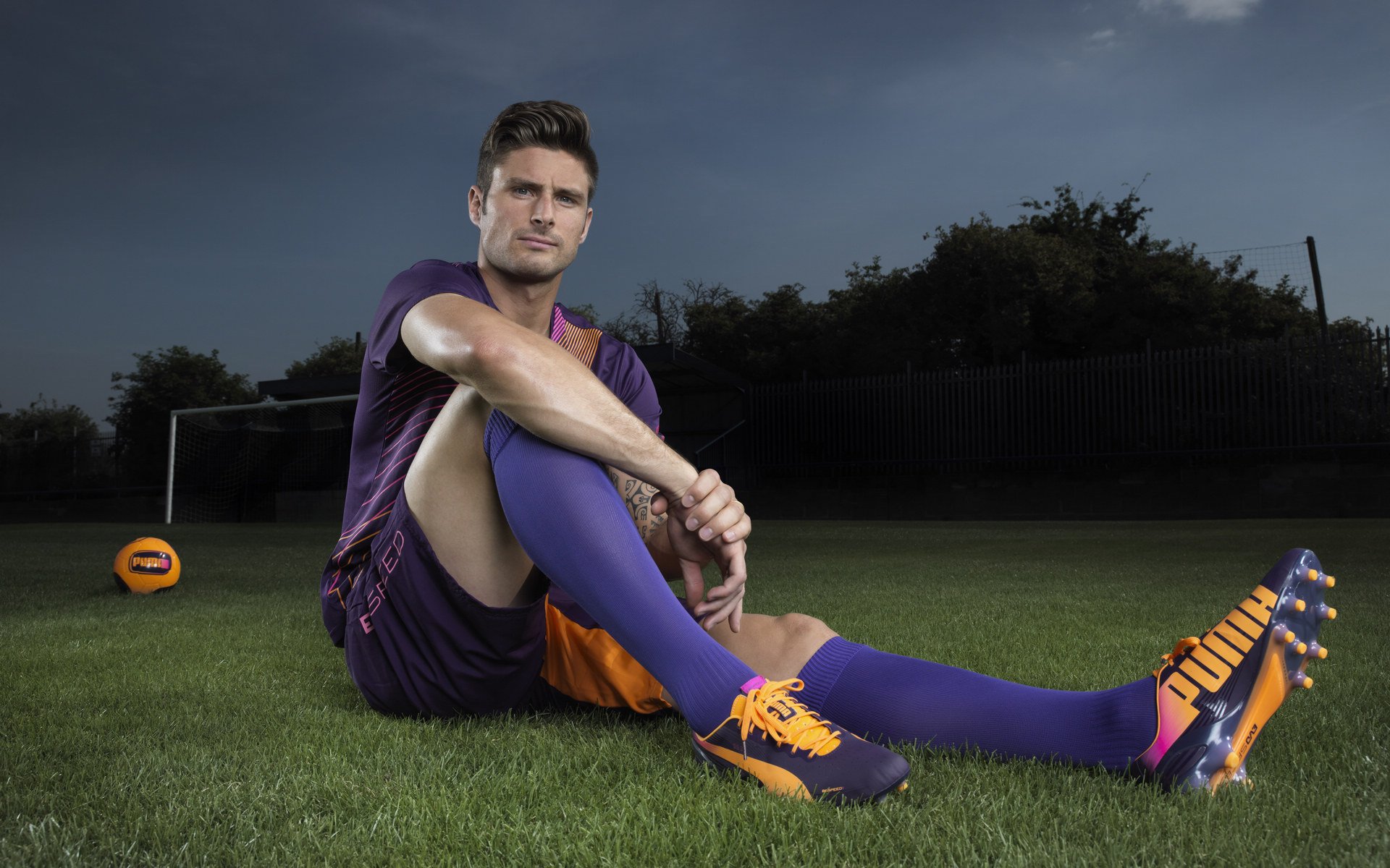 九游网页版入口-伊朗队后卫吉梅内斯在巴黎奥运会上表现出色，吉梅内斯狼队